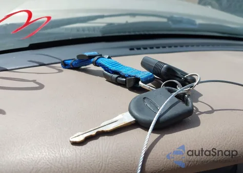 2002 Ford Explorer Sport Trac from USA, damaged, VIN 1FMZU77EX2UD26093